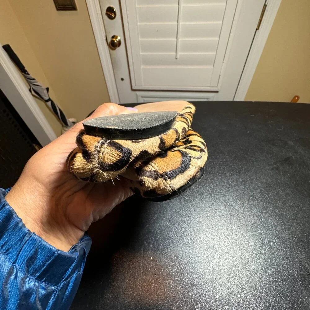 Sam Edelman size 9.5 ballet flats leopard print shoes